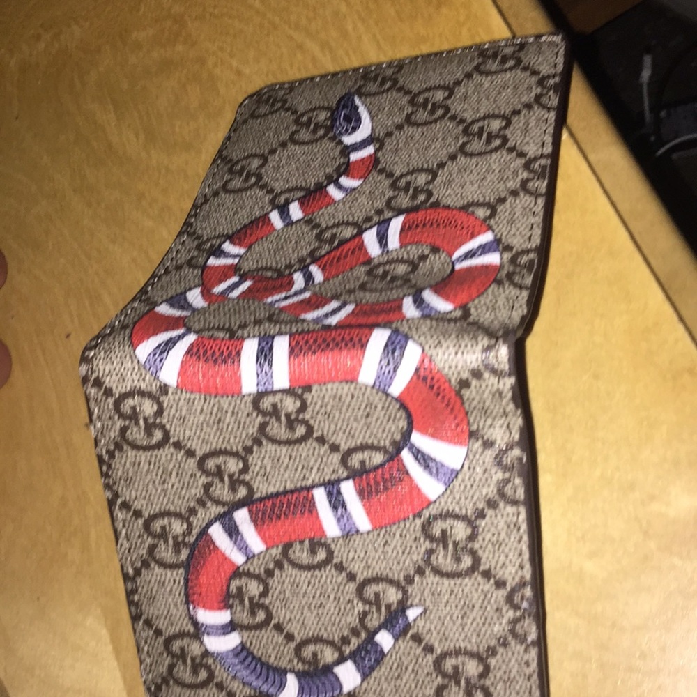 Gucci wallet